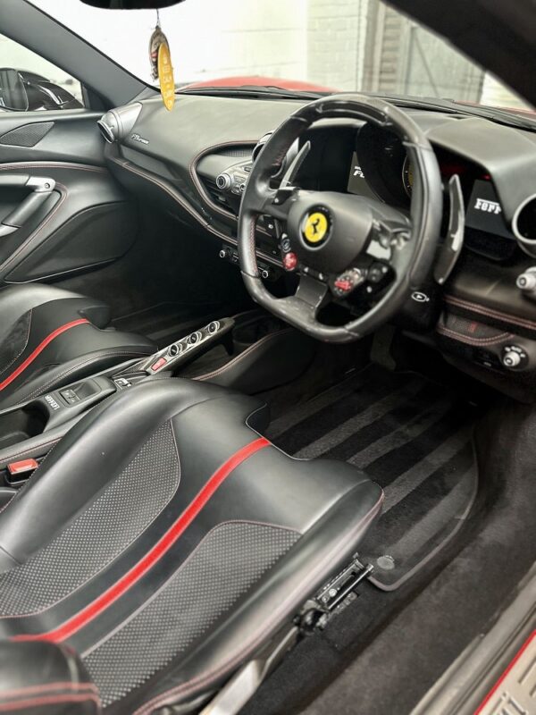 Car detailing consultation